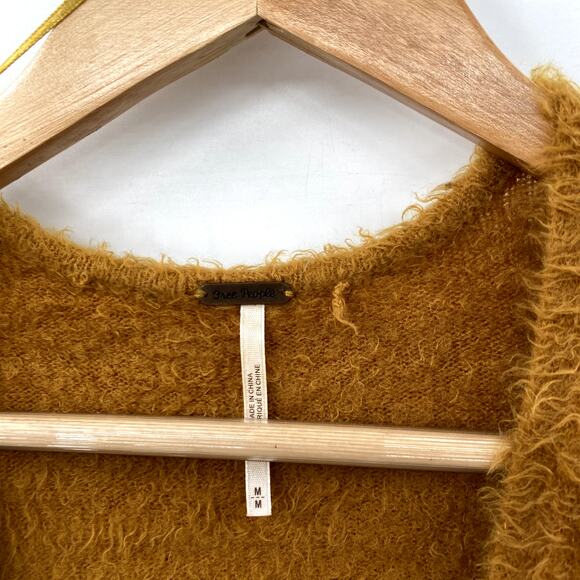 Free People Princess v Neck Tan Sweater - Picture 4 of 7